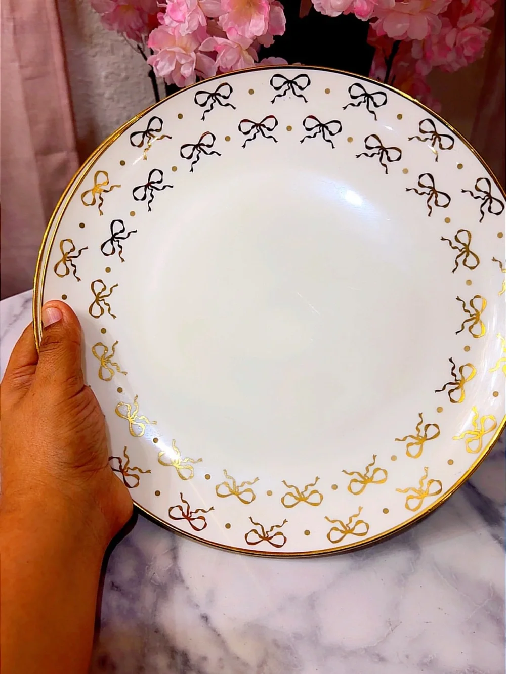 6 Elegant White Porcelain Dinner Plates with Gold Bow Accent